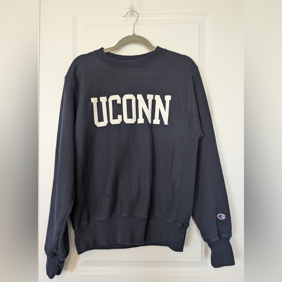 Champion Other - Vintage Champion Reverse Weave UCONN Crewneck Blue Size Small